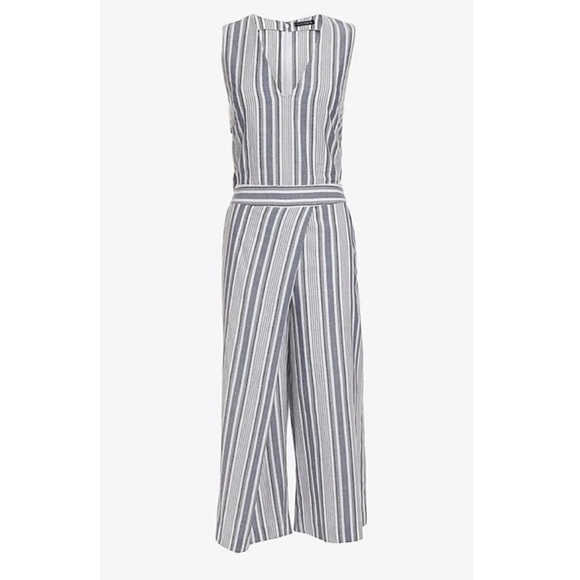 Intermix Gwen Soft Cotton Gray Striped Cropped Cutout Jumpsuit XS - Picture 4 of 9